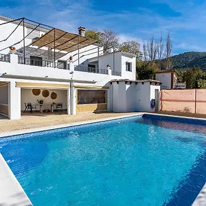 Сasa de vacaciones 3 Bedroom In Bedmar, Bedmar y Garciez